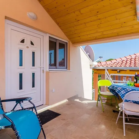 Donita 公寓 斯拉诺